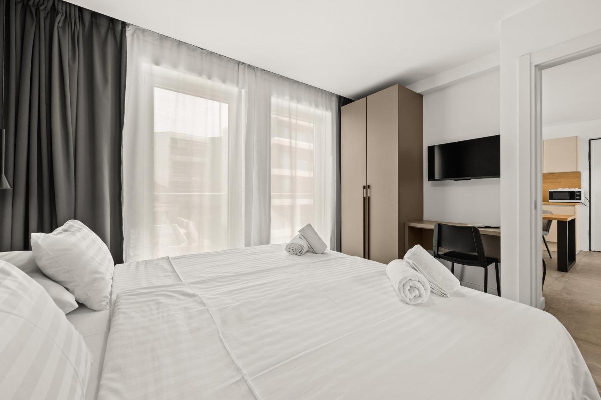 Calypso Apartment